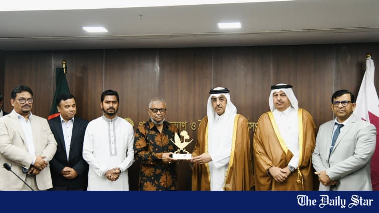 কাতারের শ্রমমন্ত্রীর ঢাকা সফরে দক্ষ শ্রমিকের নতুন সুযোগ — ইলেকট্রিশিয়ান, প্লাম্বার ও ওয়েল্ডার নেবে কাতার, বিভাগীয় শহরে ভিসা সেন্টার আসছে